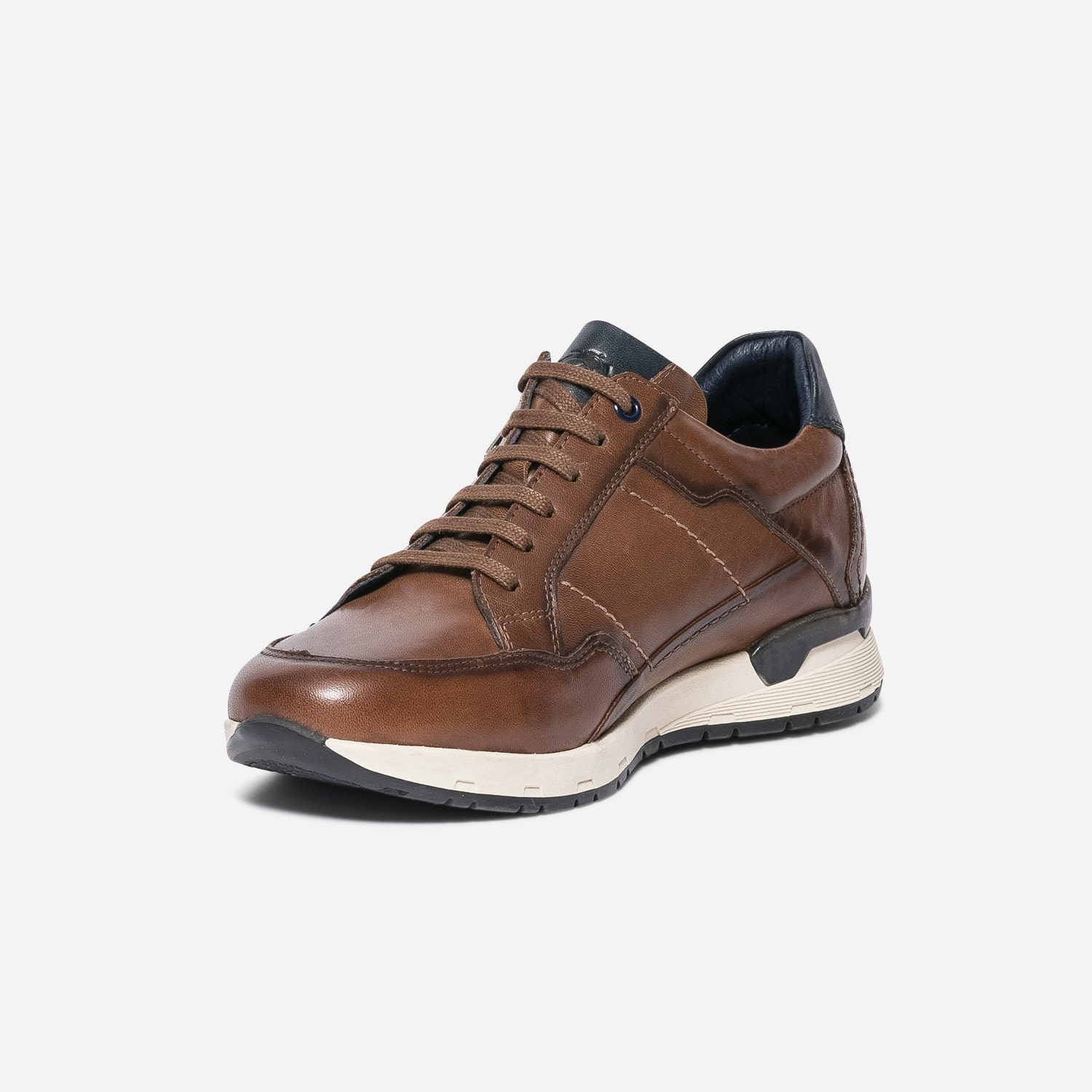 Tennis FLUCHOS marron en cuir avec zip