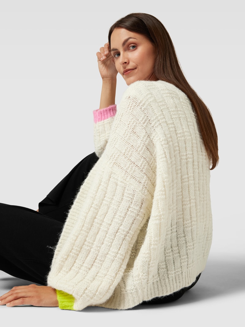 Strickcardigan mit Strukturmuster Modell 'INGRID' in offwhite