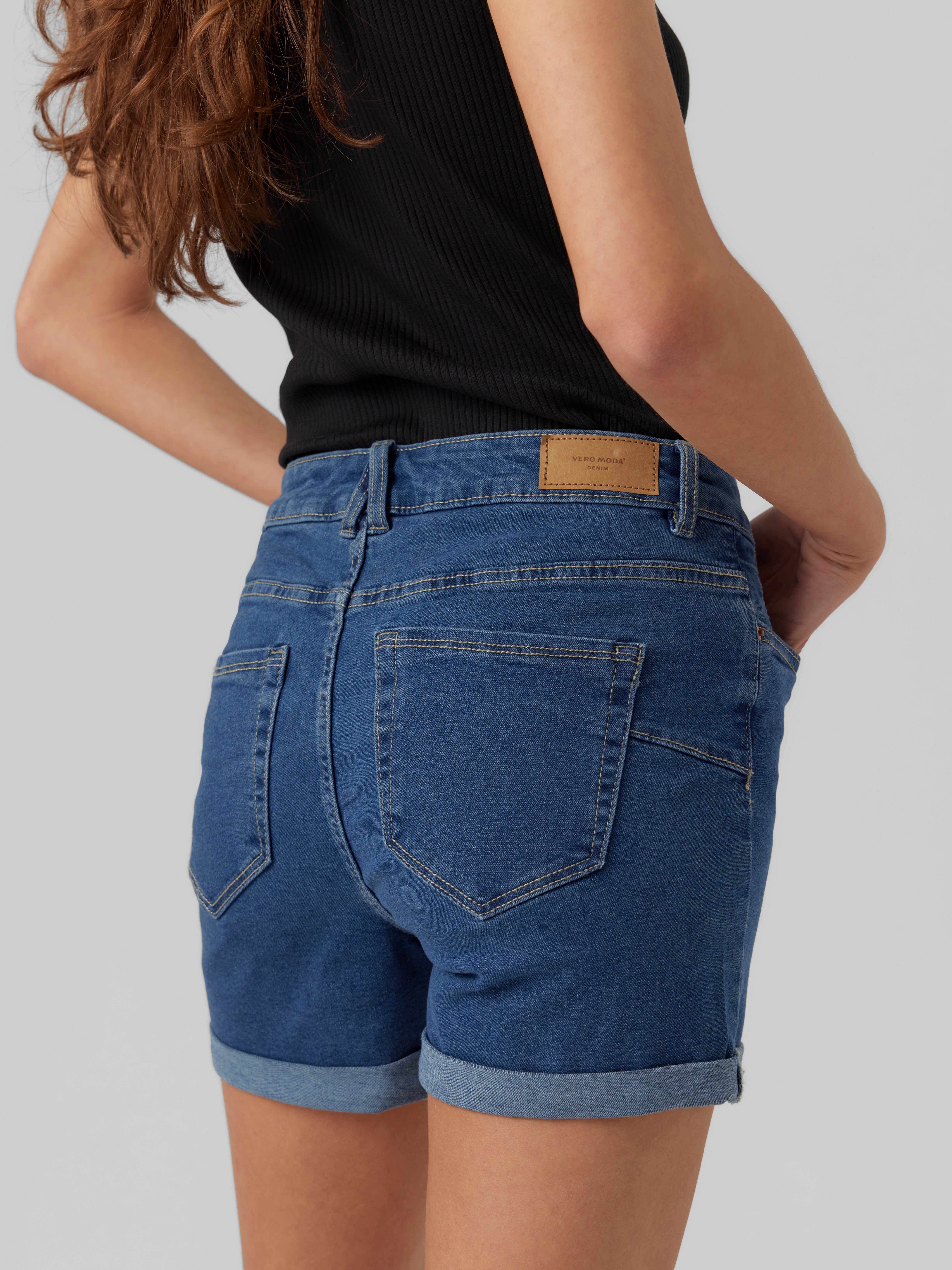 VMLUNA Shorts