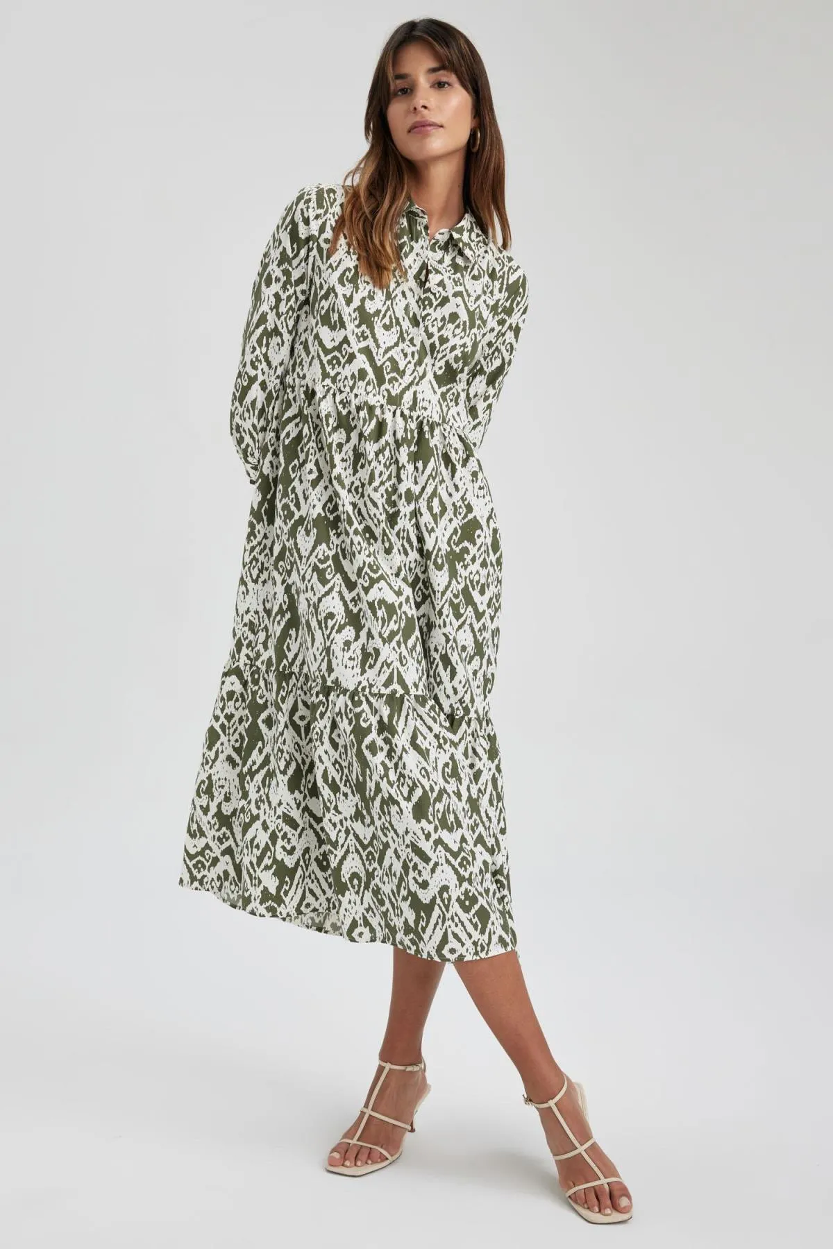 DeFacto  Gemustertes Maxi-Halbarmkleid aus Frottee-Baumwolle mit Hemdkragen Z9109az23sp