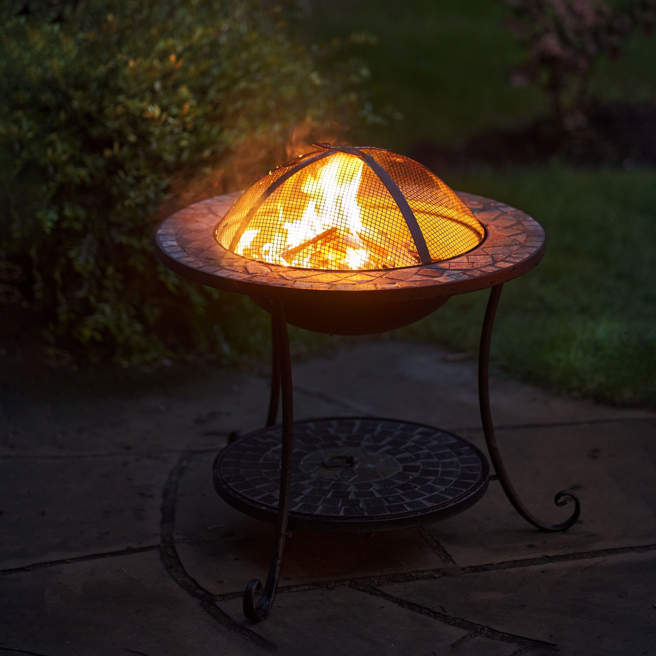 Gartenfreude Feuerstelle Feuerschale Mosaik Feuerkorb mit Funkenschutz, (58 x 44 cm)