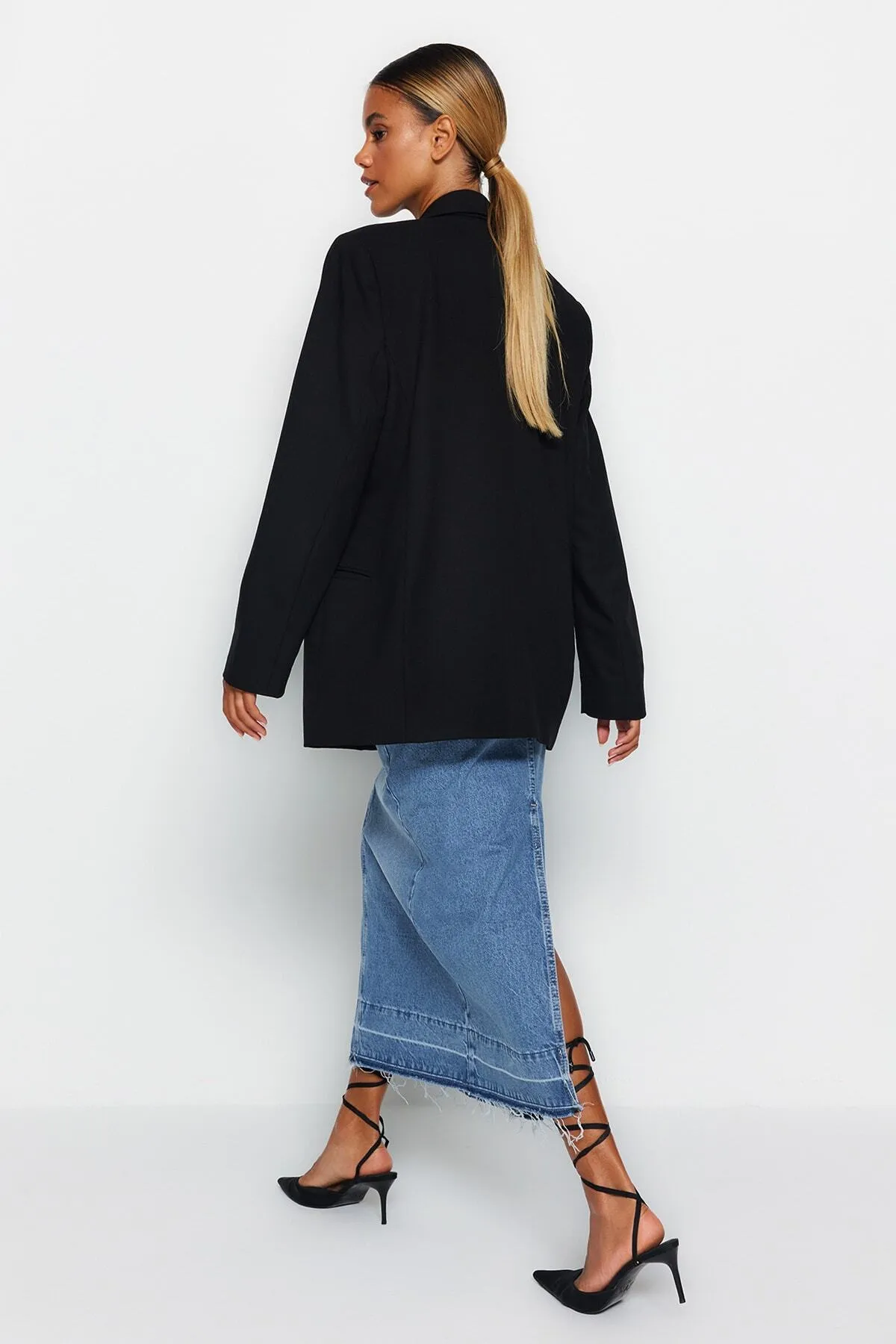 Trendyol Collection  Blauer Rock TWOAW24ET00347