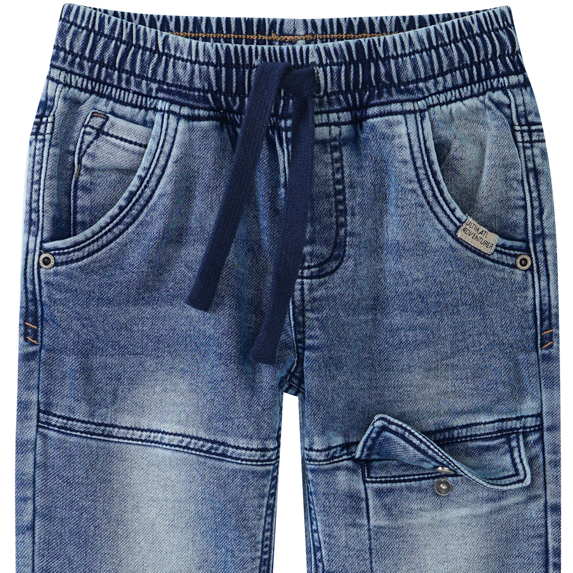 Jungen Pull-on-Jeans mit Used-Waschung