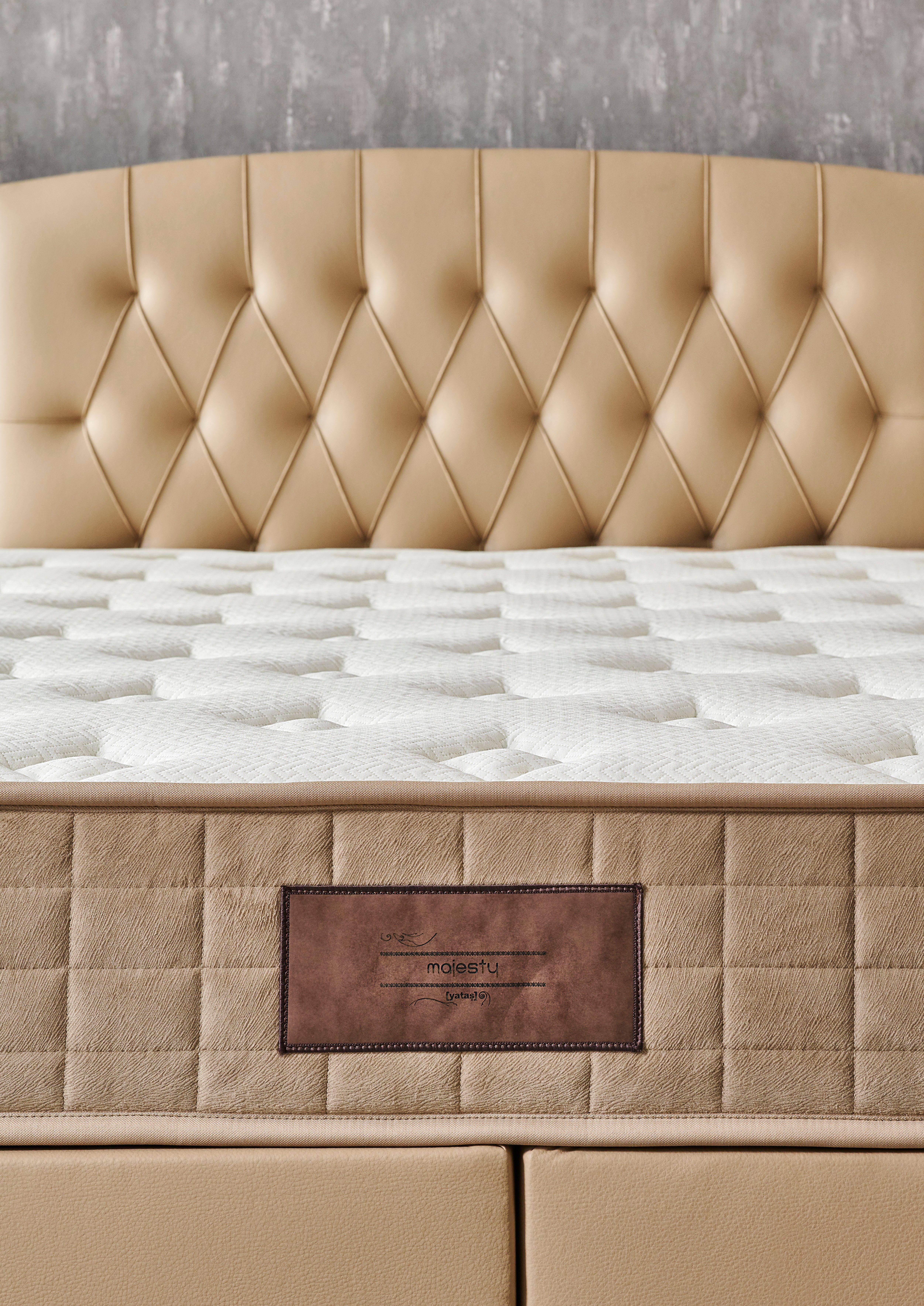 Komfortschaummatratze Majestät Komfort, Yatas Bedding, 24 cm hoch, Matratze in 90x200 cm und diversen weiteren Größen, luxuriöse Matratze