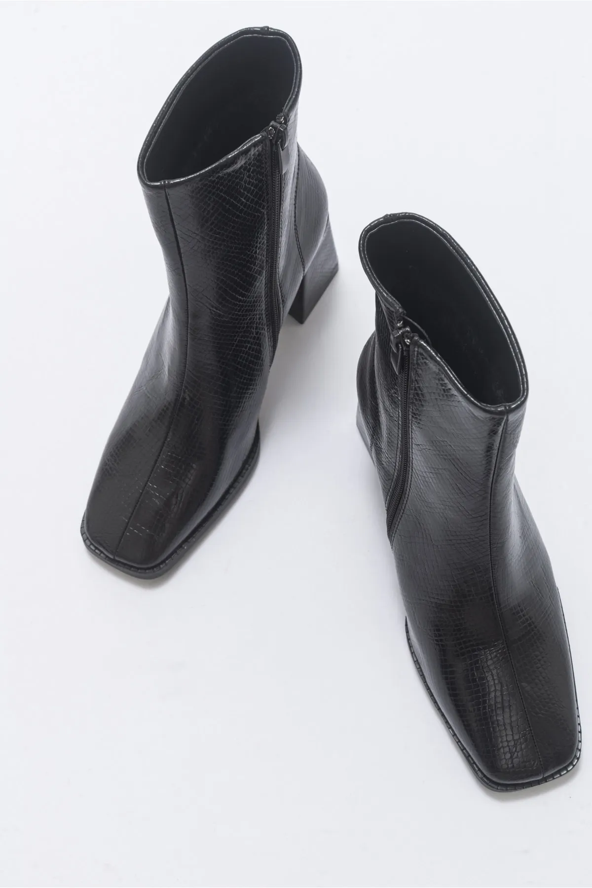 LuviShoes  Loren Schwarz gemusterte Damenstiefel