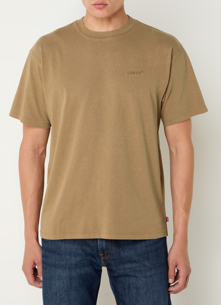 Camiseta Levi's com logotipo