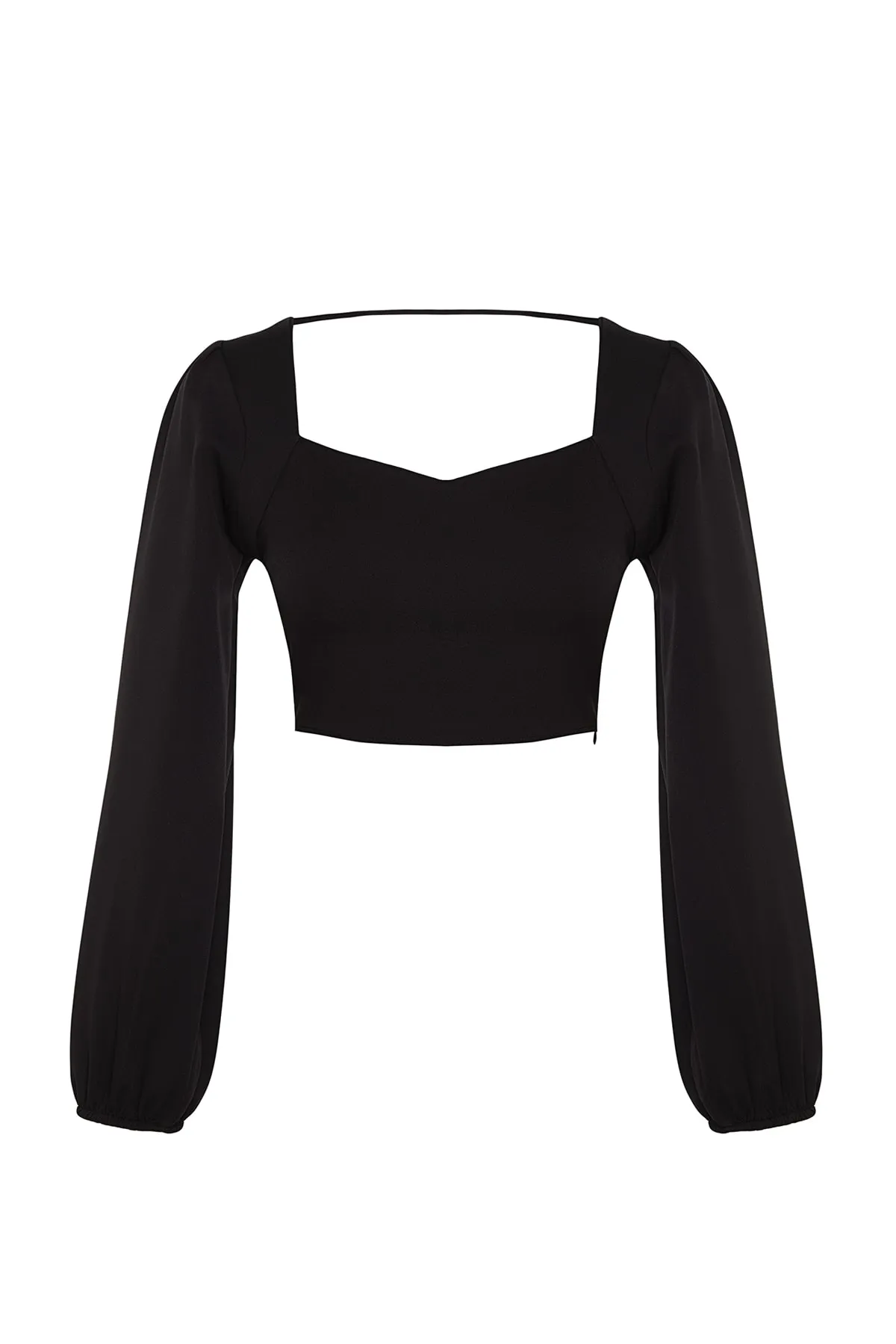 Trendyol Collection  Schwarze, kurz geschnittene, langärmlige Webbluse mit Herzausschnitt TWOSS21BZ0236
