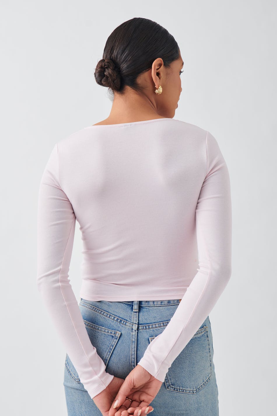 Long sleeve v-neck top