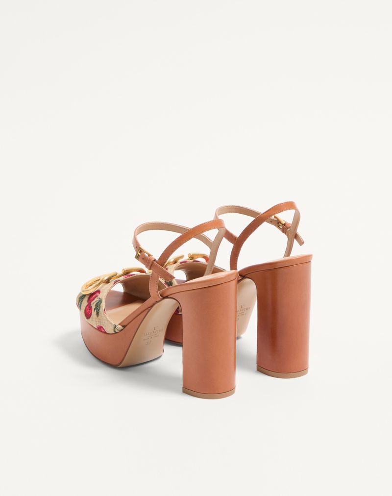 VLogo Signature Platform Sandal i Jacquard Raffia med Kirsebærmønster 115 mm