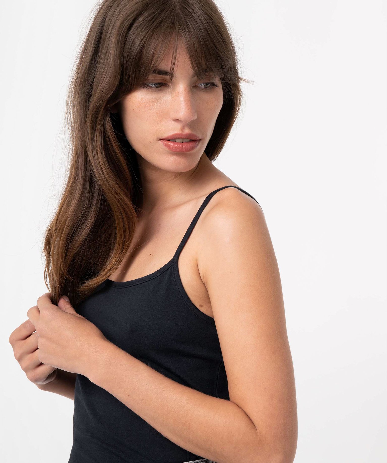 Débardeur femme uni à fines bretelles noir | GEMO
