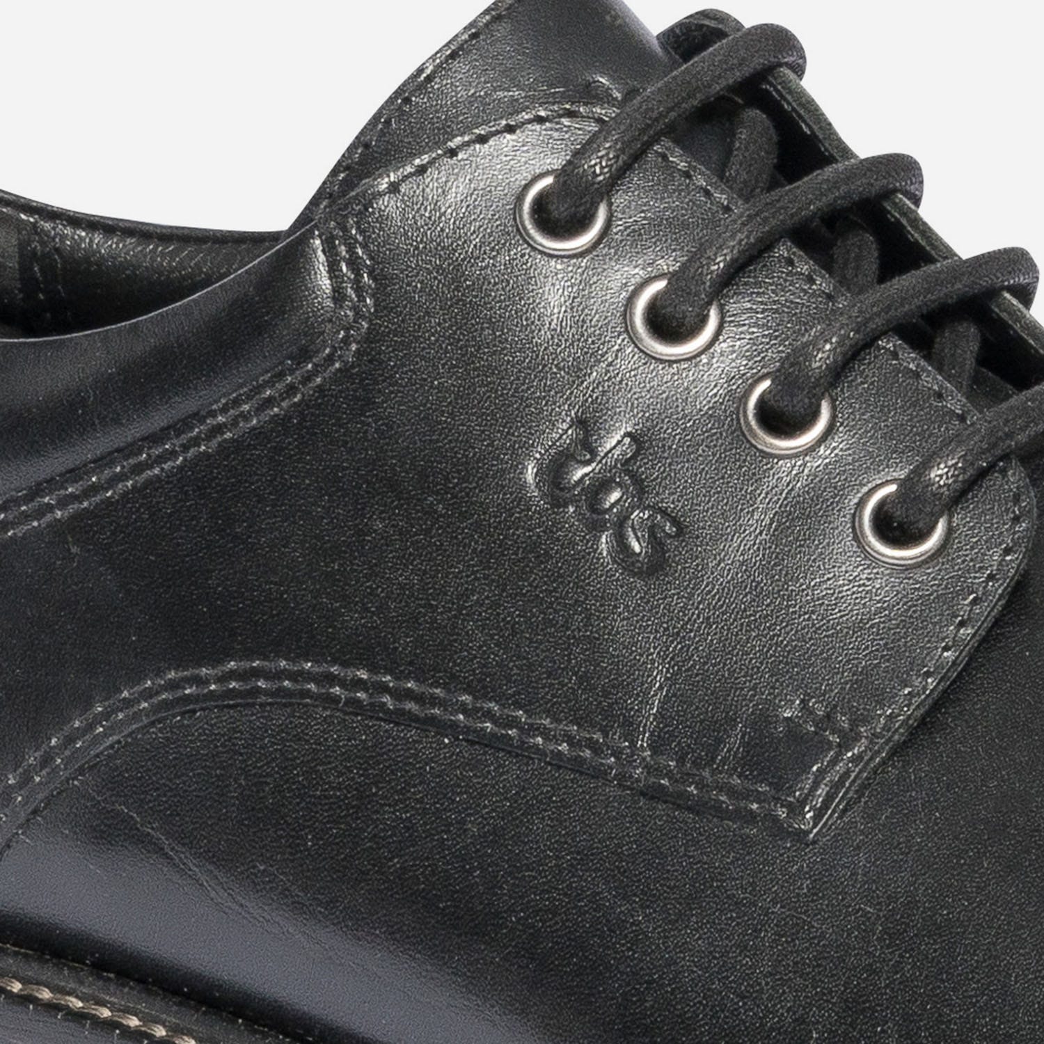 Derby TBS noir en cuir