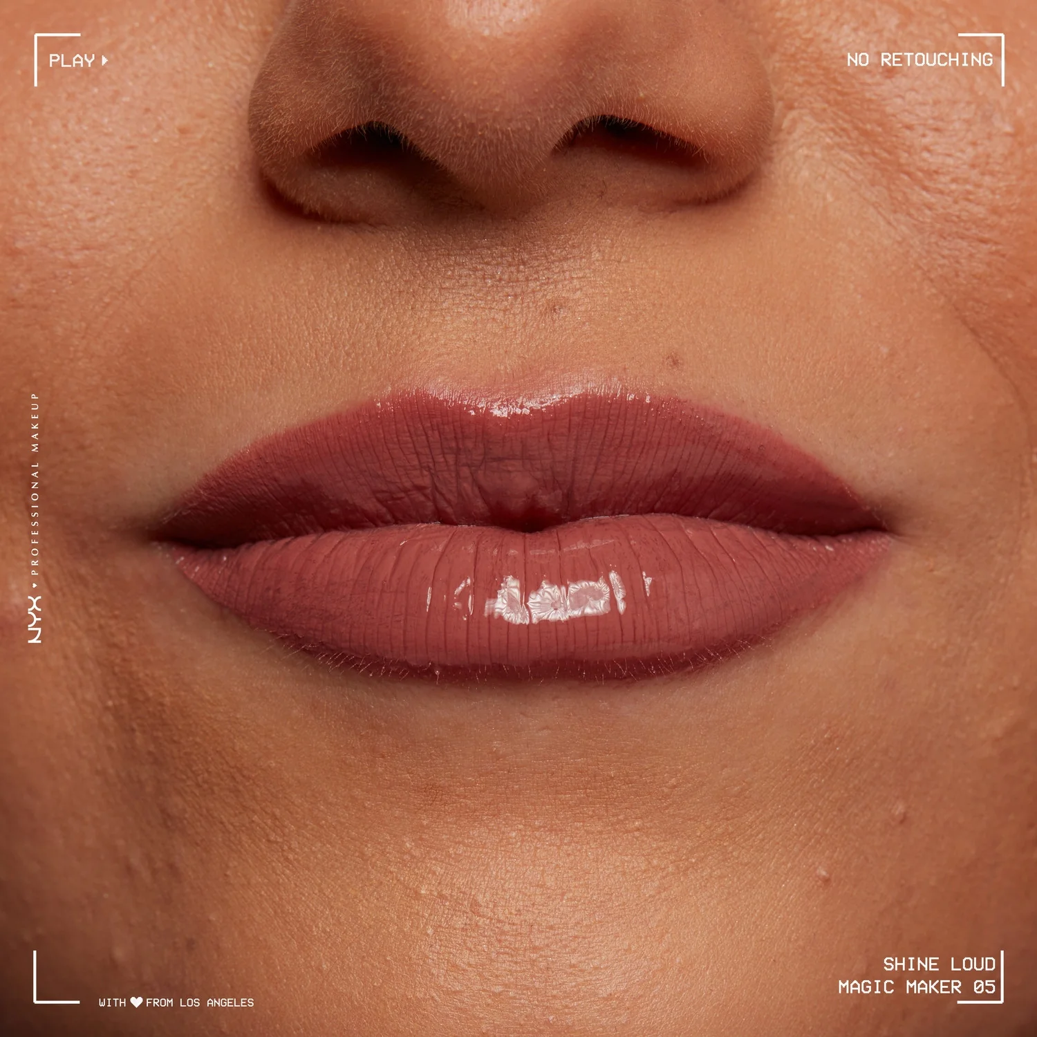Brilho Intenso nos Lábios - Batom Brilhante, Batom, Gloss