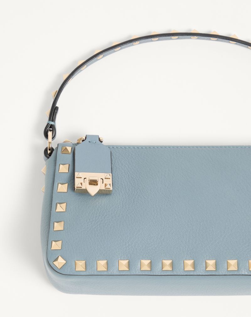 Bolsa de ombro pequena Rockstud em couro de bezerro granulado