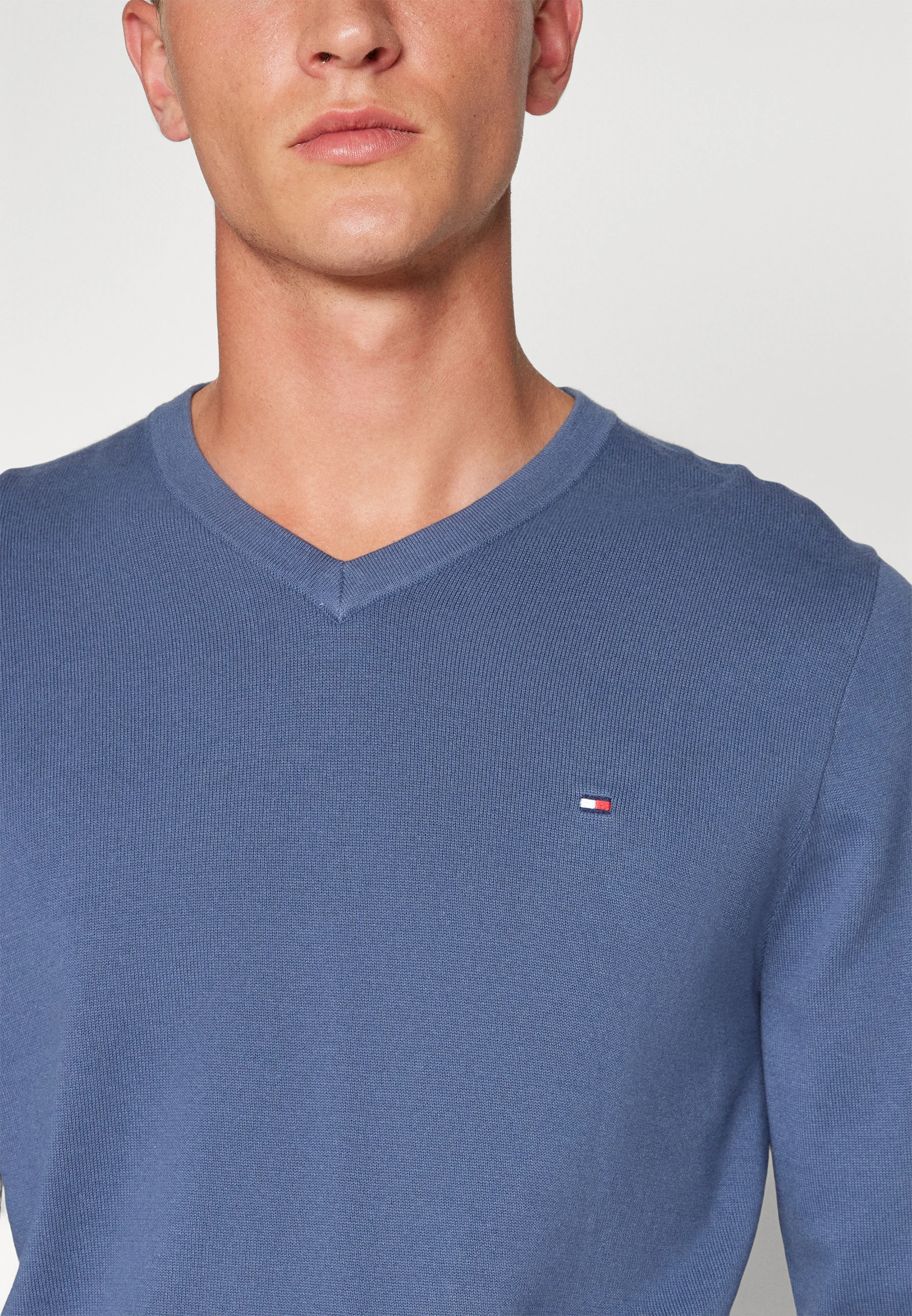 Tommy Hilfiger CLASSIC V NECK - Suéter
