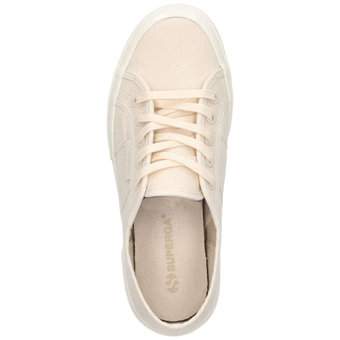 Superga Shiny Gum Sneaker in beige