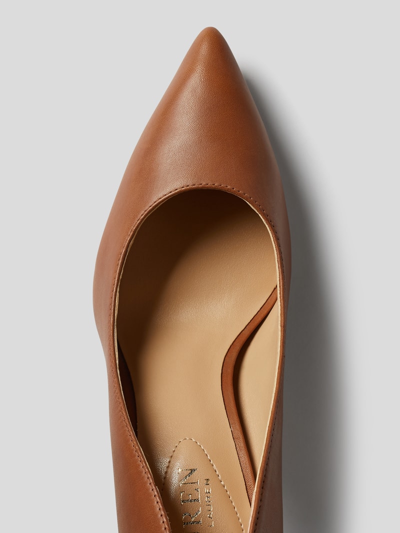 Pumps aus Leder in cognac
