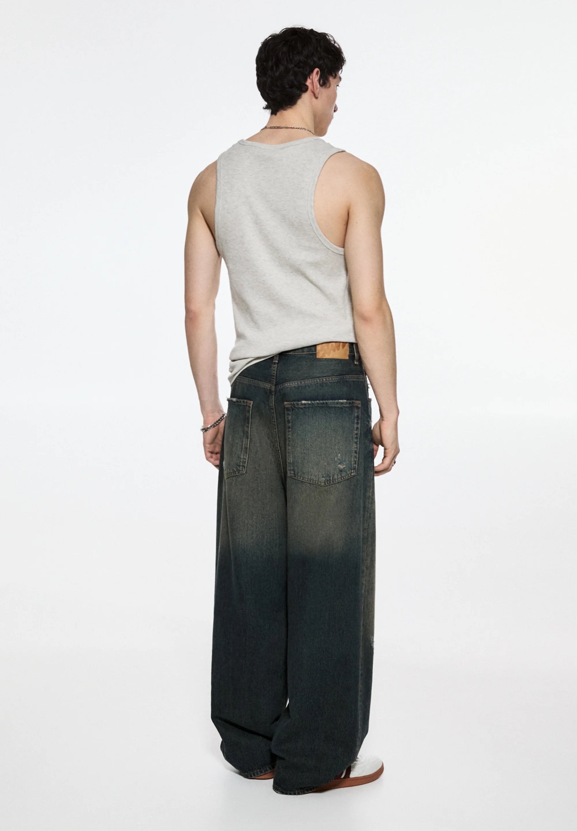 PULL&BEAR SUPER BAGGY - Vaqueros pitillo