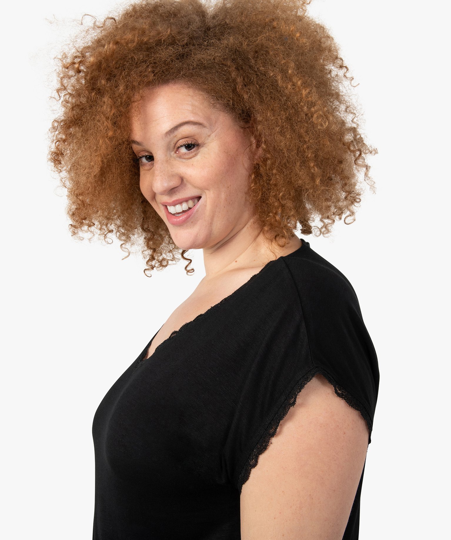 Tee-shirt femme grande taille à manches courtes et col V et... noir | GEMO