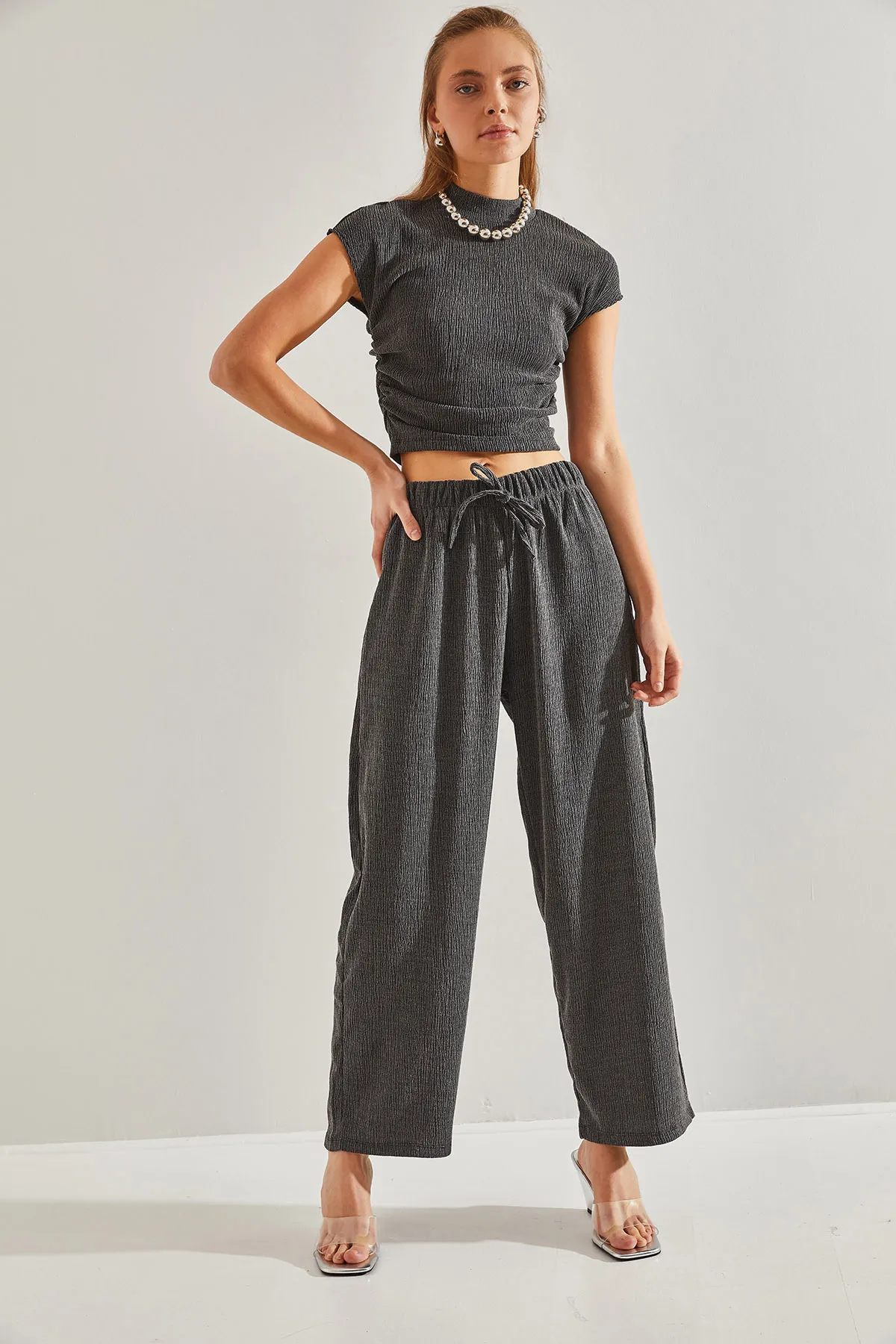 Bianco Lucci  Set aus Unter- und Oberteil aus gewaschenem Cord für Damen