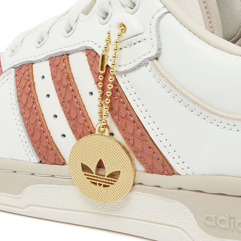 adidas Originals Wmns Rivalry 86 low 