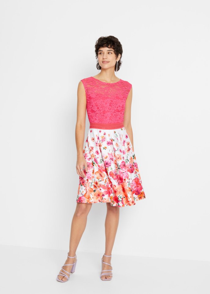 Kleid mit Spitze