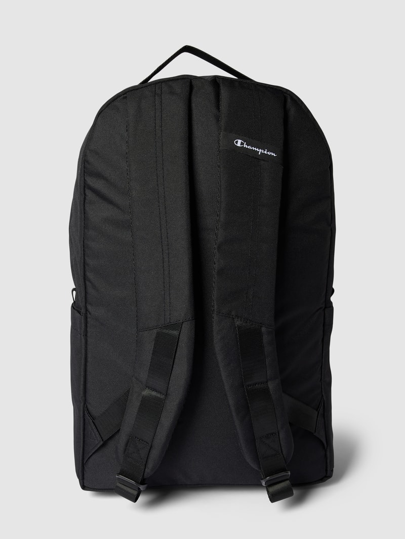 Rucksack mit Label-Patch in schwarz
