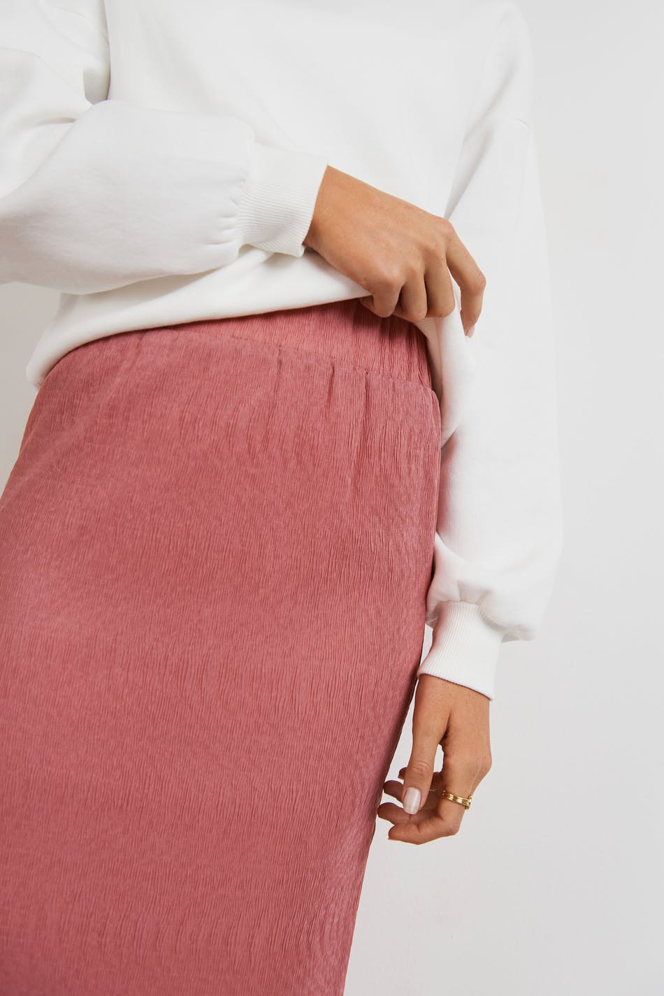 Ali skirt