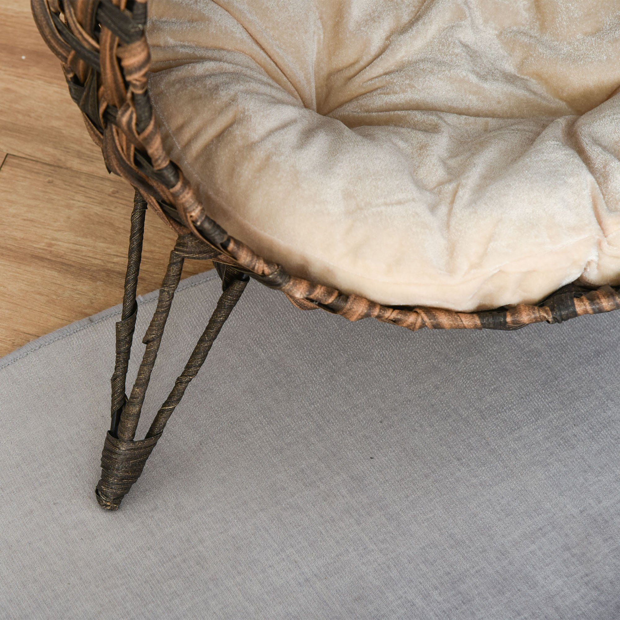 PawHut Tierhaus Katzenhaus aus Rattan mit Kissen Katzenhöhle mit erhöhten Füßen, Braun, Ø52 x H58 cm
