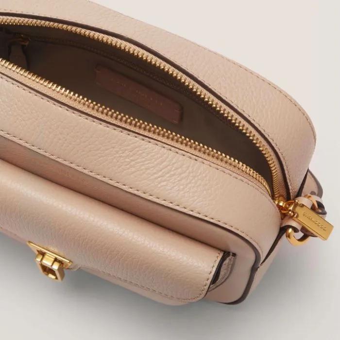 Coccinelle Beat Soft small