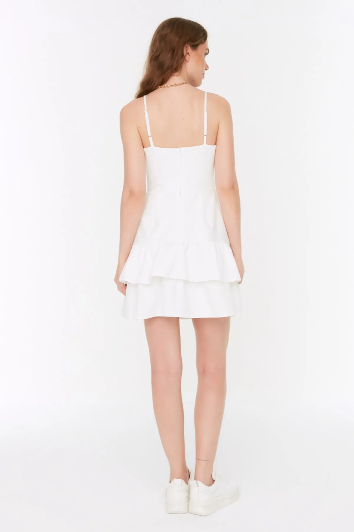 Trendyol Collection  Ecrufarbenes A-Linien-Minikleid mit gefütterten Rüschen und Webmuster TWOSS22EL00192