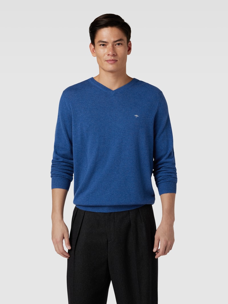 Strickpullover mit Logo-Stitching in blau meliert