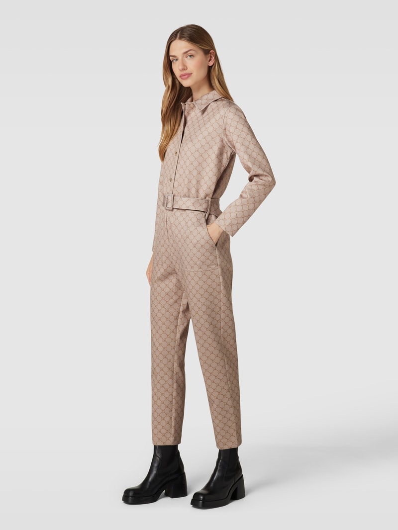 Jumpsuit mit Gürtel in camel