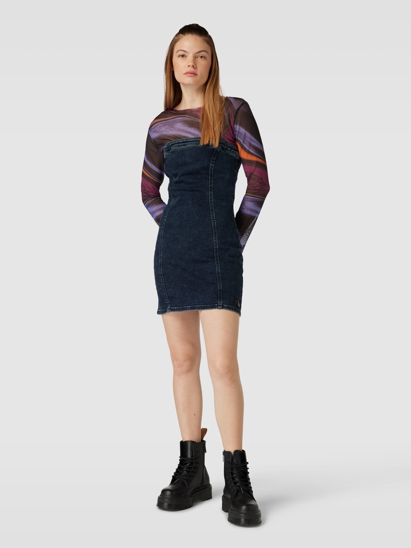 Jeanskleid mit Ziernähten in jeans