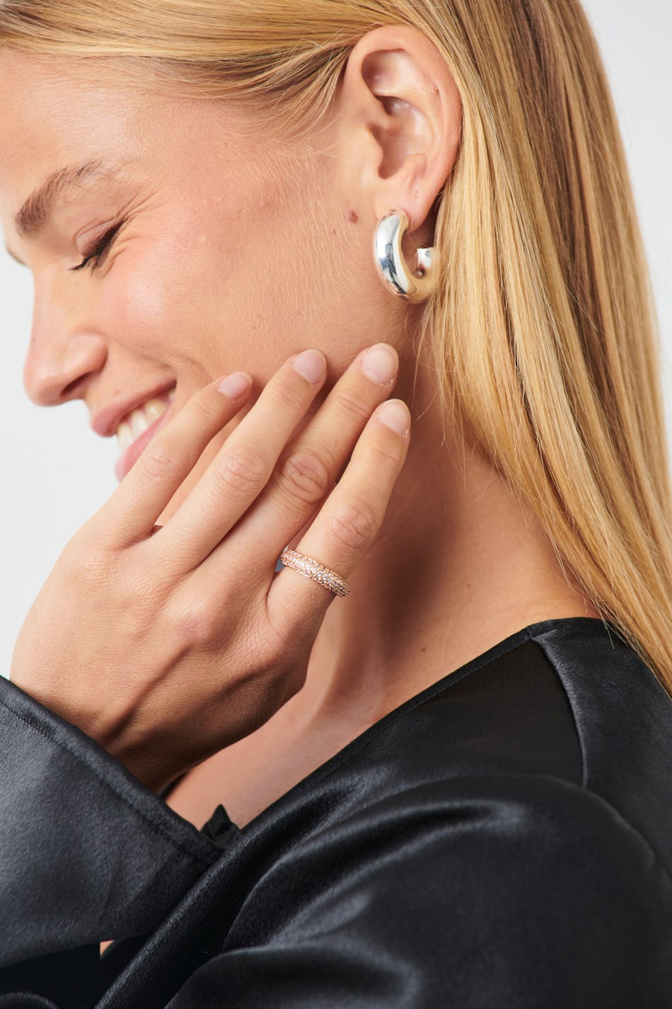 Pave ring