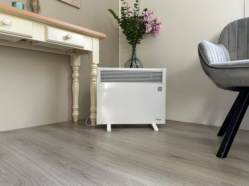Tesy 3000Watt convector mechanische thermostaat en voetsteun