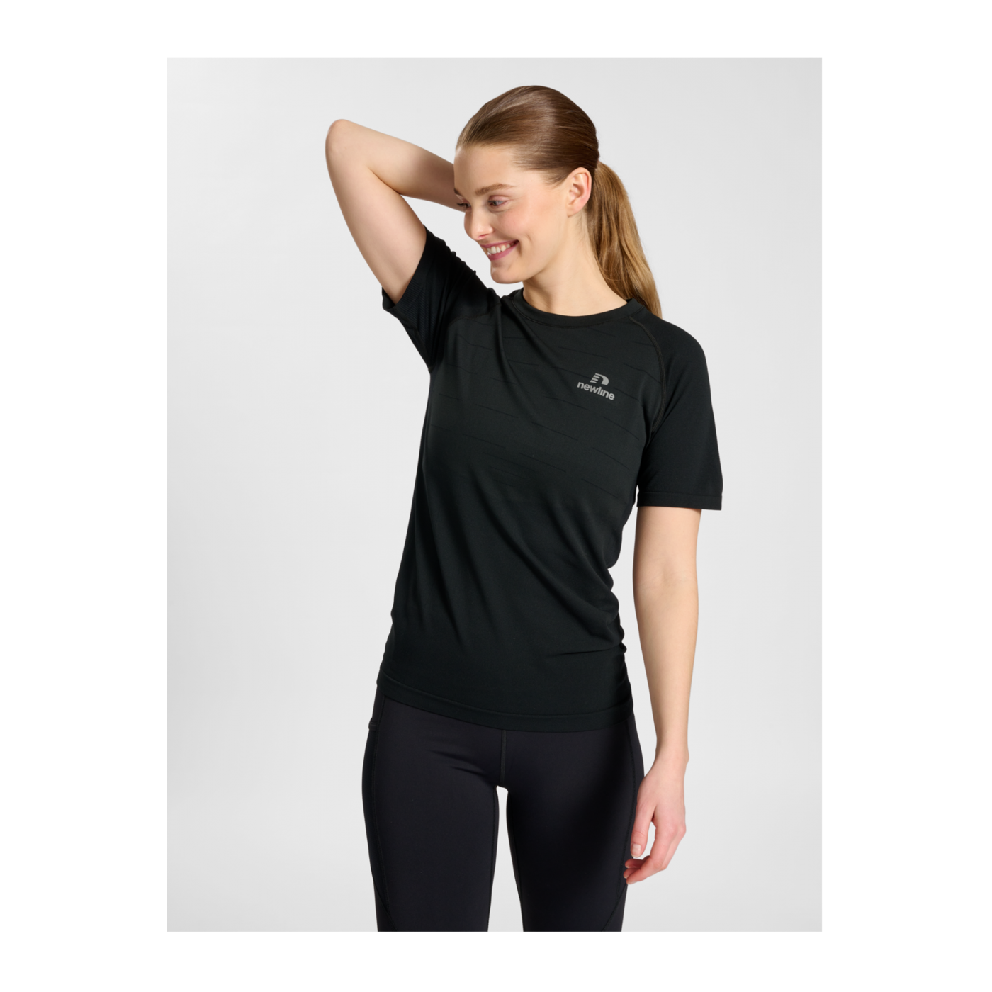 Newline nwlRIVERSIDE T-Shirt Damen Schwarz F2001