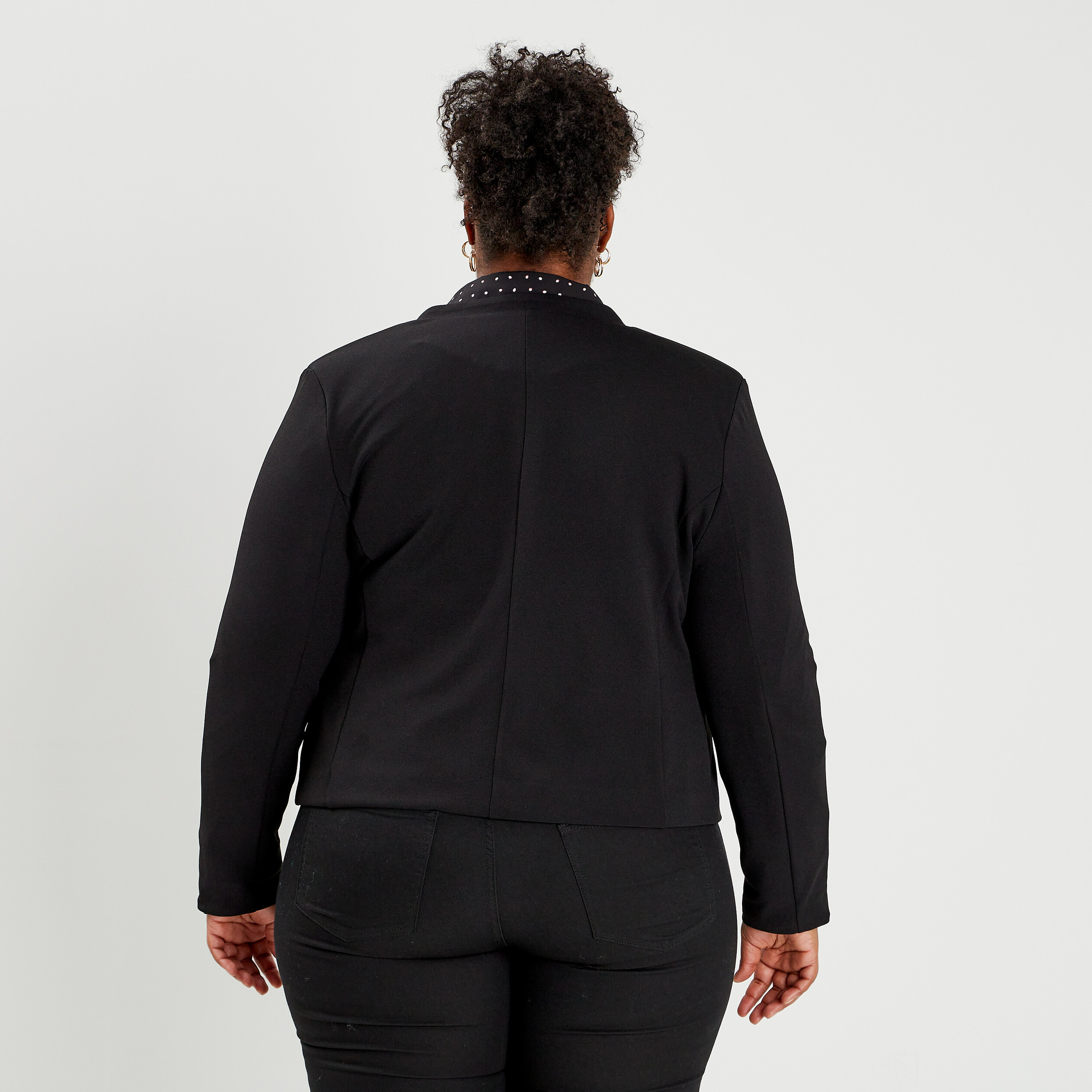 Veste droite cropped noir femme grande taille | La Halle