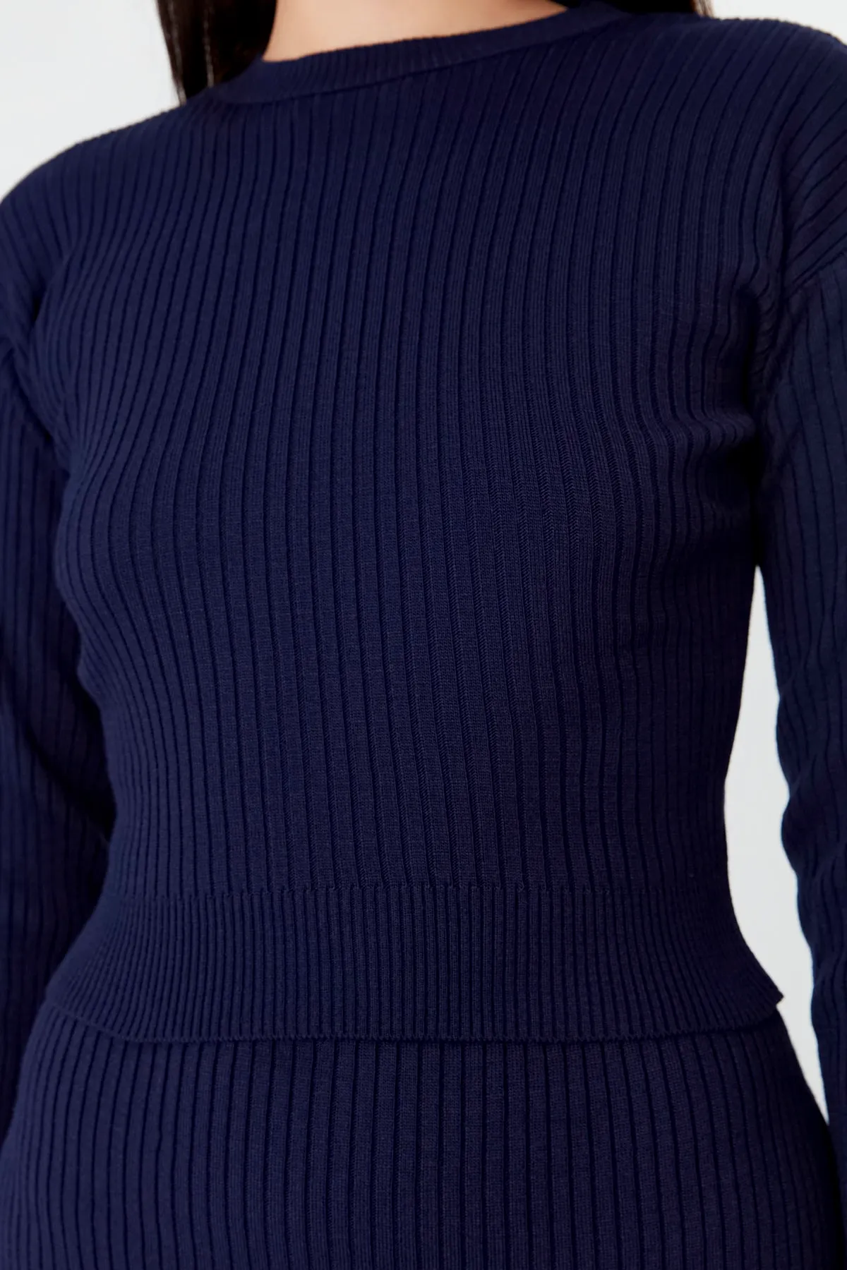 Trendyol Collection  Marineblaues, kurzes Strickoberteil und -unterteil-Set TWOAW23AU00240
