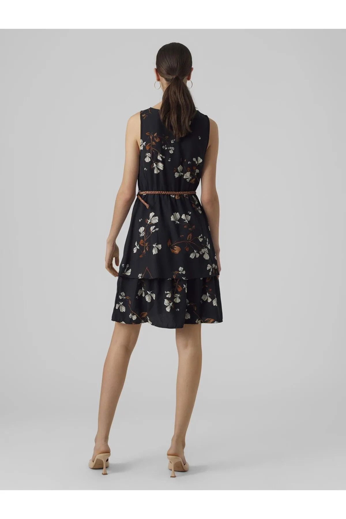 Vero Moda  Mehrlagiges Kleid VMNEWHALLIE V-NECK ABK DRESS EXP
