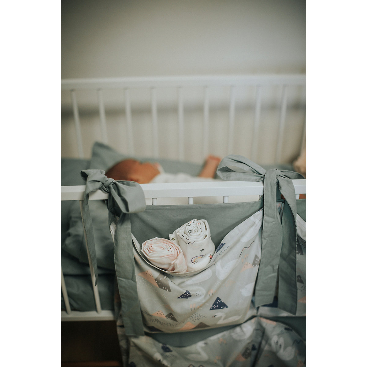 Dreamer Kinderbett-Organizer, mit 4 Taschen 60x60cm