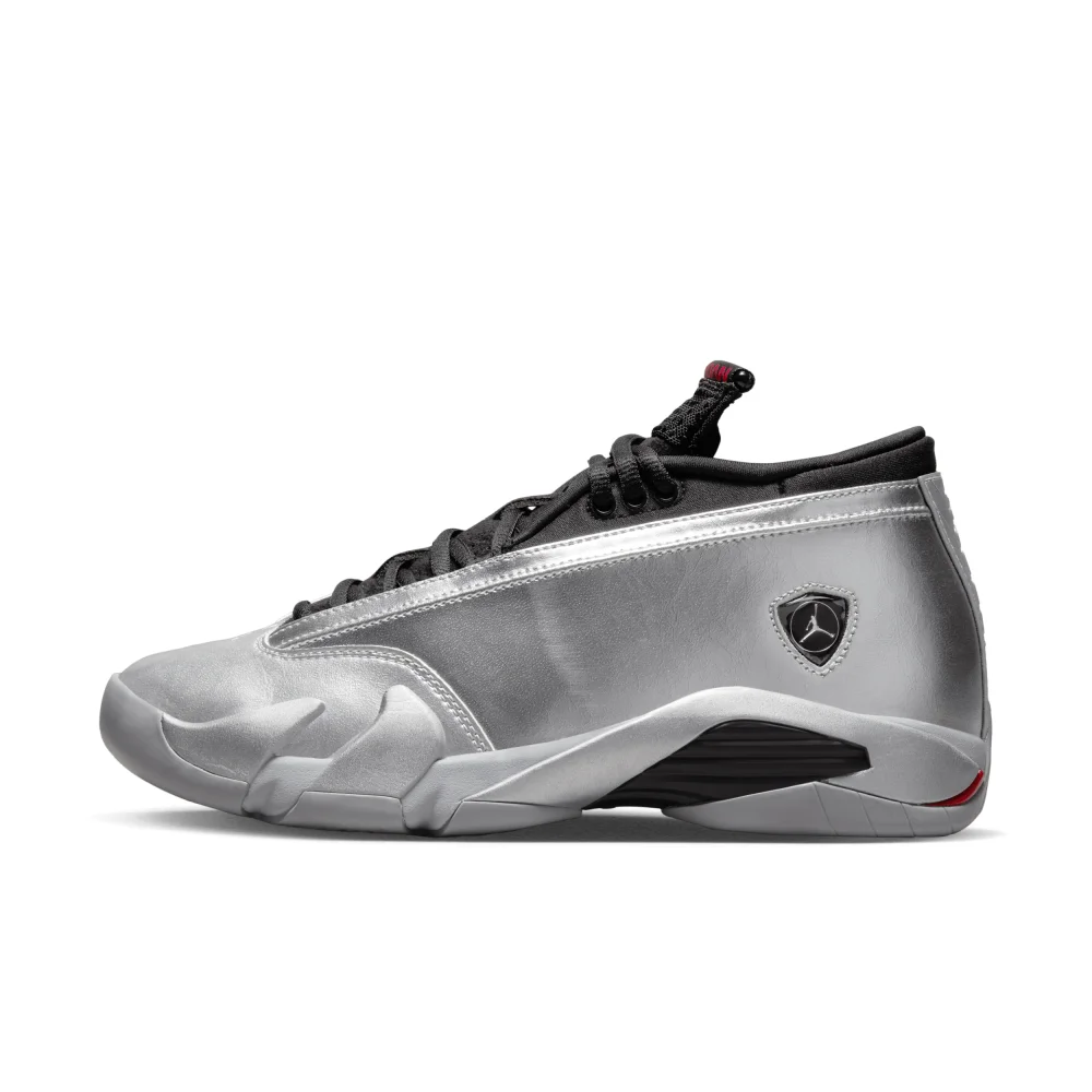 NIKE JORDAN 14 Retro Low Metallic Silver WMNS Air DH4121-060 / grau