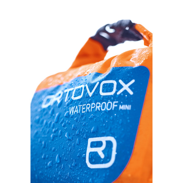 FIRST AID WATERPROOF MINI - Reiseapotheke