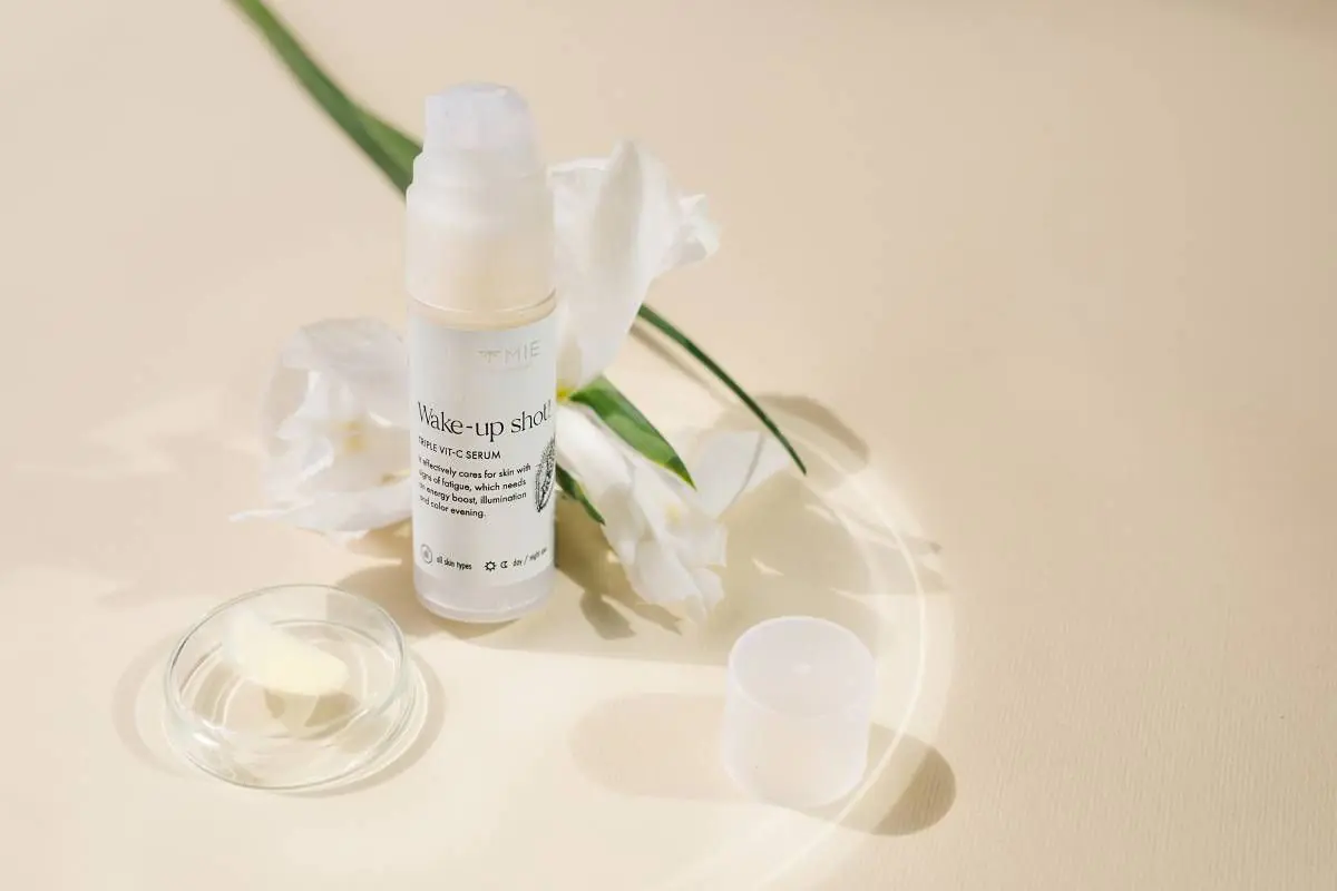 Alkmie Wake-Up Shot! Tredobbelt C-vitaminserum, 30 ml