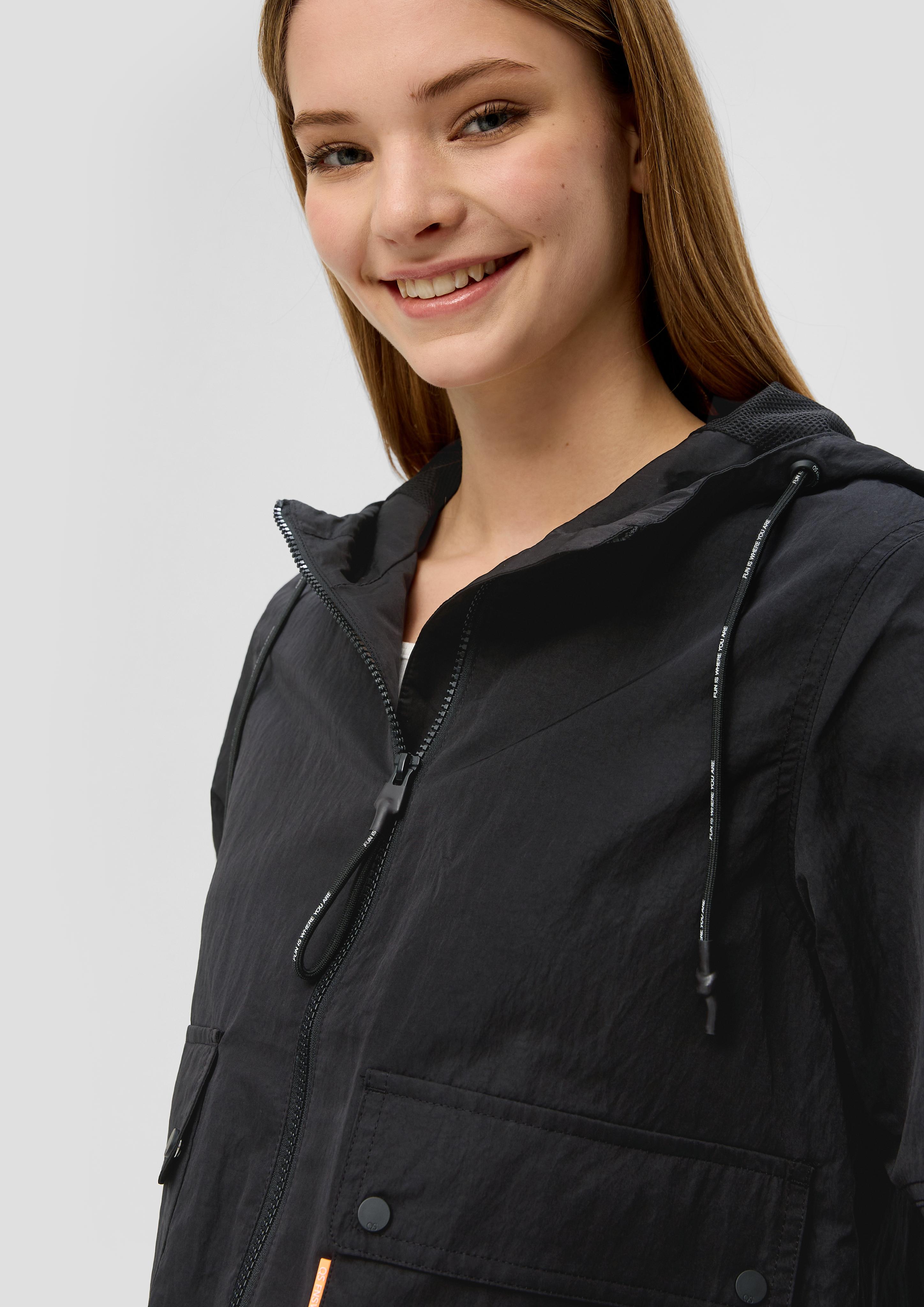 Kapuzenjacke mit Crinkle-Struktur  2140321-9999