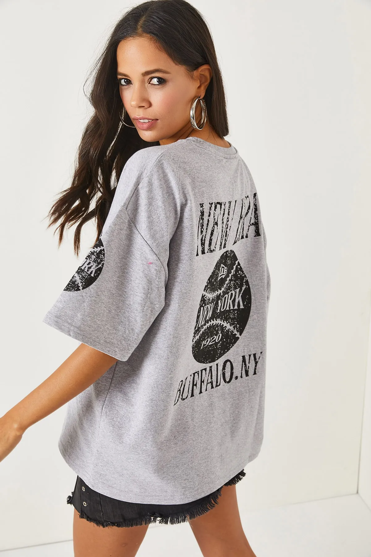 Olalook  New York Graues Unisex-Oversize-T-Shirt mit 2-Faden-Aufdruck auf der Vorderseite und Rückseite TSH-19000696
