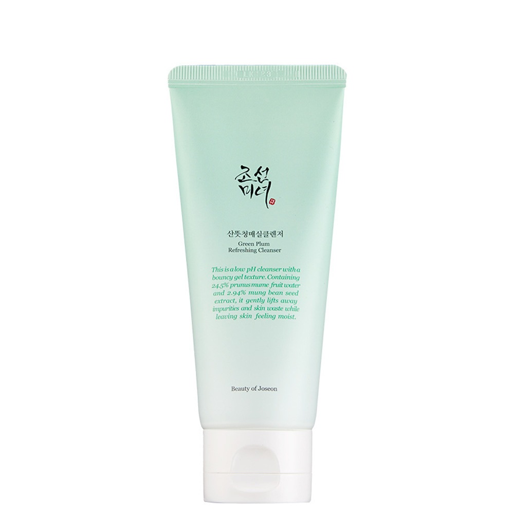 Green Plum Refreshing Cleanser