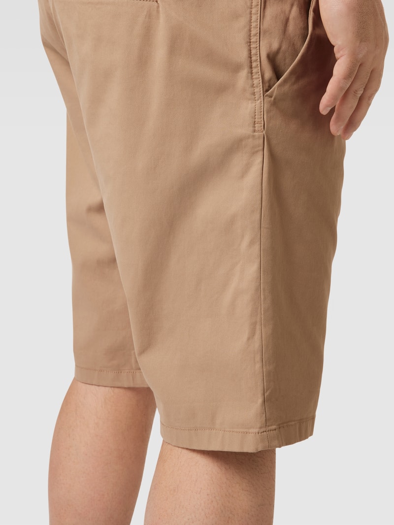 PLUS SIZE Chino-Shorts mit Eingrifftaschen in beige