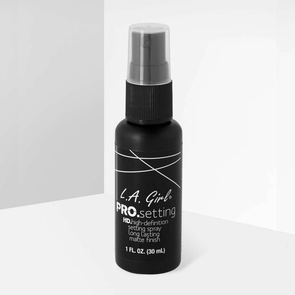 l.a girl cosmetics PRO.Setting Matte Finish Spray Spray Fixateur de Maquillage
