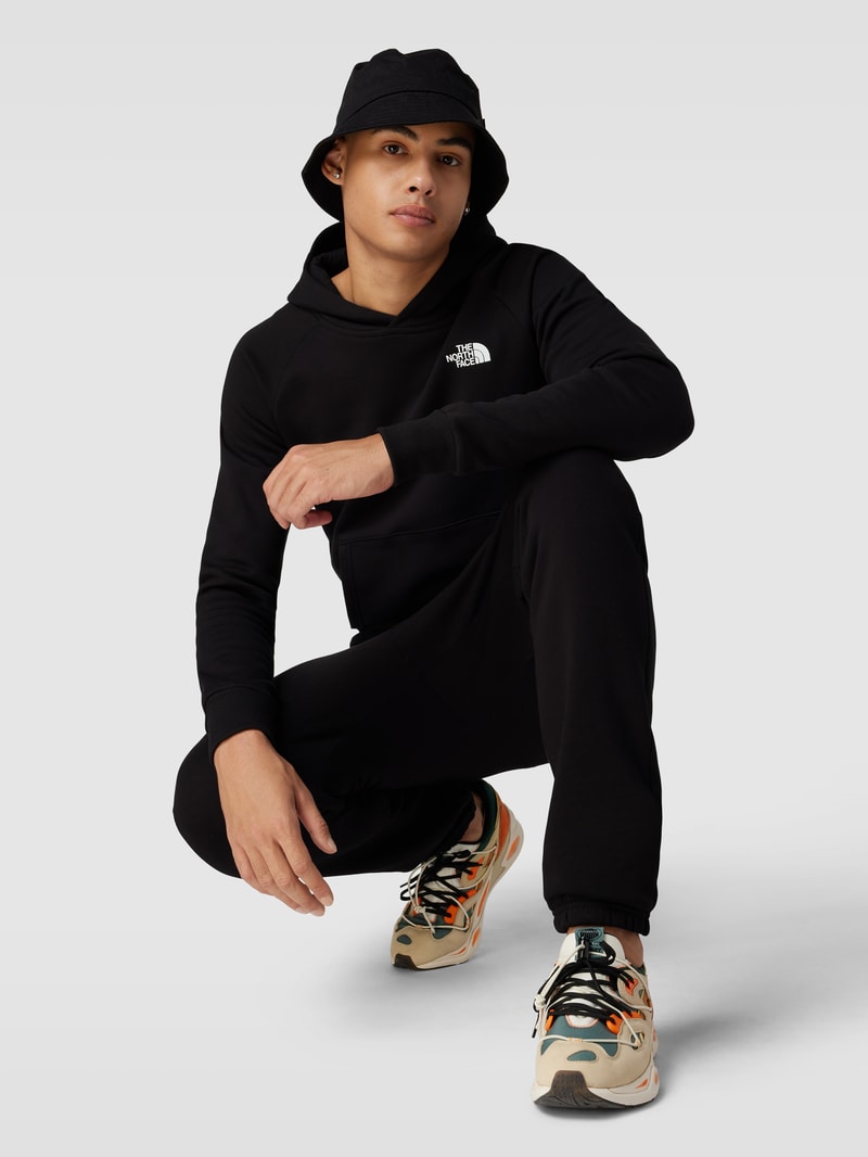 Sweatpants mit elastischem Bund in schwarz