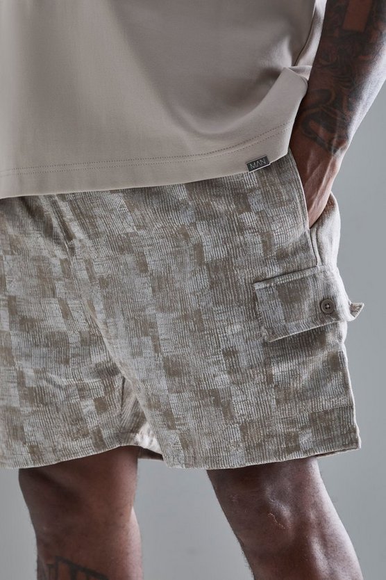 Plus strukturierte Cargo-Shorts mit elastischem Bund